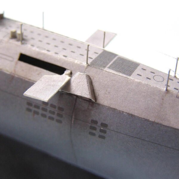 1: 200 U-2536 U-boot Type XXI Submarine Paper Model Kit
