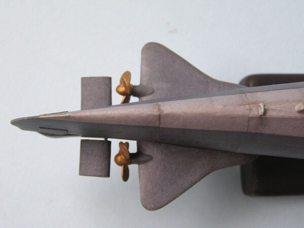 1: 200 U-2536 U-boot Type XXI Submarine Paper Model Kit